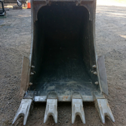 Sunday repair of excavator bucket - After